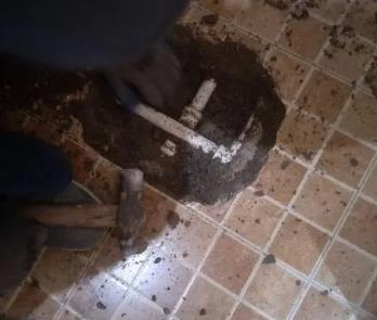 南通市卫生间漏水维修公司为您分享下卫生间渗水如何处理及注意事项